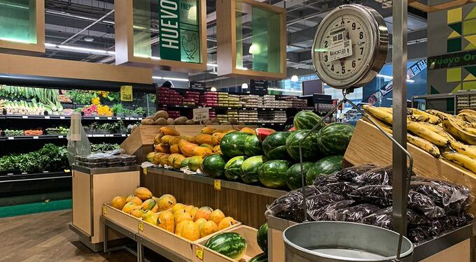 Canasta básica supera los 4 mil 800 pesos en junio; inflación baja a su menor nivel en cinco años