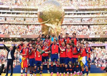 España destrona a Argentina y conquista el título mundial en 2026