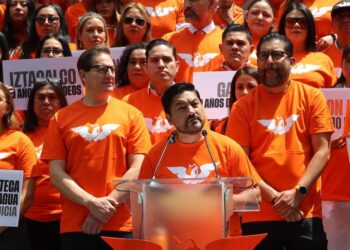Movimiento Ciudadano lleva a Contraloría denuncia contra Clara Brugada por recursos para drenaje