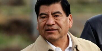 Tribunal ordena revisar la prisión preventiva de Mario Marín, pero permanece en la cárcel