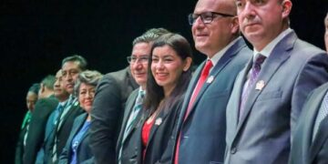 Con educación y esfuerzo, las nuevas generaciones construyen el futuro del estado