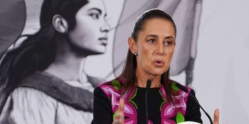 Sheinbaum destaca inversión de KIA, respalda a la UNAM y plantea revisar caso Ernesto Ruffo en la mañanera