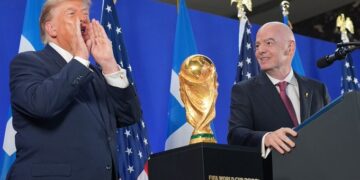 Trump cierra filas con Infantino ante la presión para dejar la presidencia de la FIFA