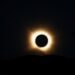 Eclipse solar total sorprende a España y convierte el día en noche