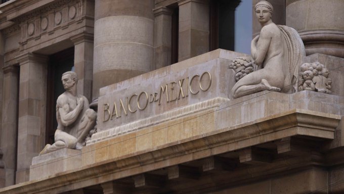 Banxico mantiene la tasa de interés en 6.5% ante una inflación que baja, pero con riesgos externos