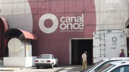 Recuperan Canal Once; Gobierno revisa daños al acervo y mantiene diálogo con estudiantes