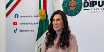 Kenia López pide corregir información incorrecta difundida en conferencias presidenciales