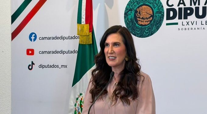 Kenia López pide corregir información incorrecta difundida en conferencias presidenciales