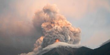 Crece la emergencia en Guatemala; continúan las evacuaciones por actividad volcánica