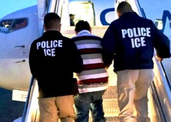 EU contratará empresa para localizar a migrantes deportados y cobrarles sanciones migratorias