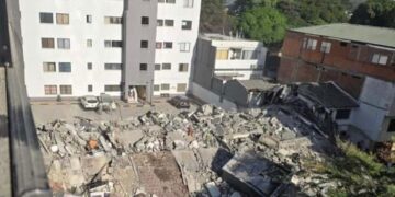 Terremoto de 7.4 deja una estela de destrucción en Colombia; reportan 111 fallecidos