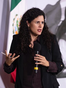 Luisa Alcalde revela supuesto entramado digital contra la 4T; oposición rechaza señalamientos