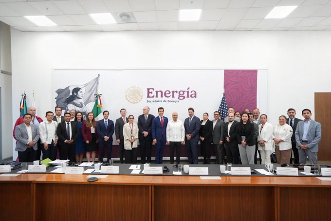 México y EU analizan incorporar etanol a gasolinas para reforzar seguridad energética