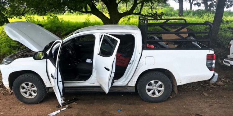 Balacera entre militares y grupo armado deja cinco muertos en Los Reyes, Michoacán
