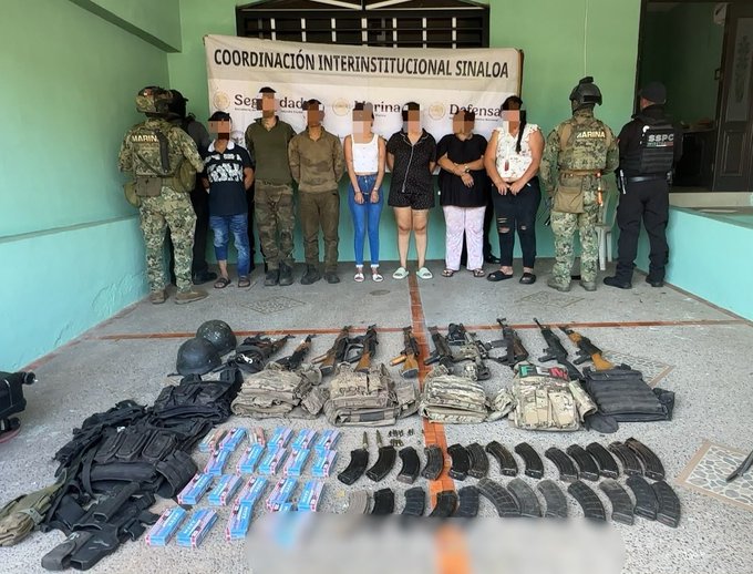 Ocho detenidos y arsenal asegurado durante operativo federal en Badiraguato, Sinaloa
