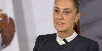 Mañanera de Sheinbaum hoy 27 de agosto: doble nacionalidad, Farías Laguna, Sinaloa y visa de EU