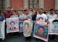 Familias de los 43 de Ayotzinapa presionan por nuevas investigaciones y el regreso del GIEI