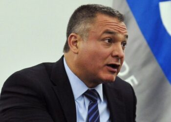 DEA intensifica búsqueda de activos vinculados a García Luna tras recuperación en Florida