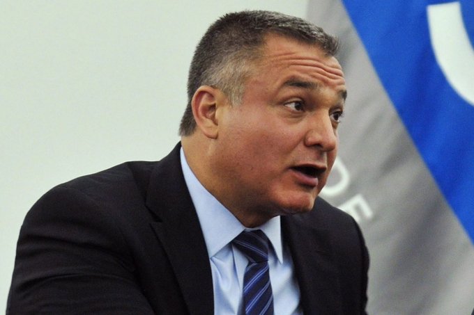DEA intensifica búsqueda de activos vinculados a García Luna tras recuperación en Florida