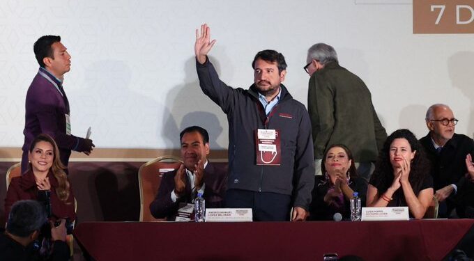 Ariadna Montiel niega campaña anticipada de Andy López Beltrán y exige austeridad a Javier May