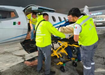 Gobierno estatal garantiza atención médica especializada a joven repatriado de Estados Unidos