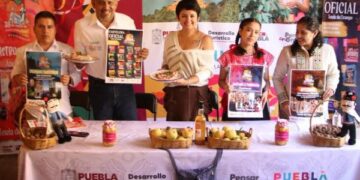 Destaca Tetela de Ocampo con Feria del Durazno y Chile en Nogada