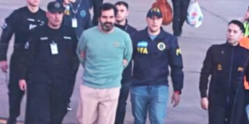Trasladan a México a Fernando Farías Laguna, señalado por presunto huachicol fiscal