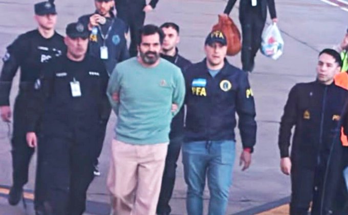 Trasladan a México a Fernando Farías Laguna, señalado por presunto huachicol fiscal