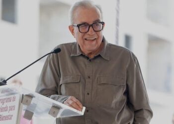 Tras nueva licencia de Rocha Moya, oposición reclama un cambio de rumbo en Sinaloa
