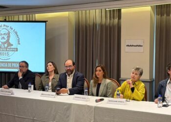 Somos México impulsa comité para respaldar a Ernesto Ruffo y llevará su caso a instancias internacionales