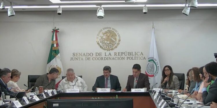Senado analiza reforma sobre memes, parodias e identidad gráfica gubernamental
