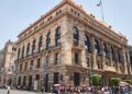 Banxico mantiene tasa de interés en 6.5% y descarta reaccionar automáticamente a la Fed