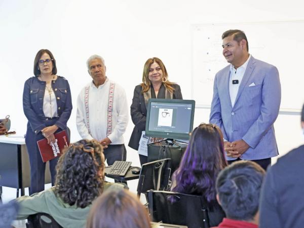 UNICREA amplía oportunidades de formación profesional y acceso a la cultura para jóvenes.