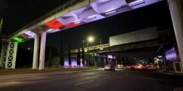 Exalta Gobierno del Estado festividades patrias con iluminación de 19 bajo puentes