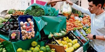 Inflación rompe racha de cuatro meses a la baja y sube a 3.26% en agosto