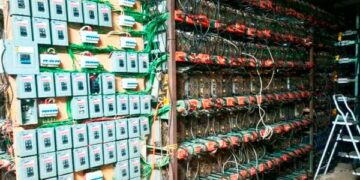 FGR, Marina y SSP aseguran inmueble presuntamente utilizado para minería de criptomonedas