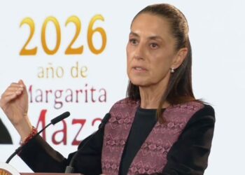 Sheinbaum niega abucheos en Colima; asegura que gritos de “fuera” fueron contra manifestante