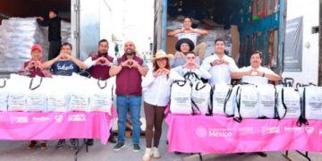 SEDIF entrega canastas alimentarias a familias vulnerables de la capital poblana