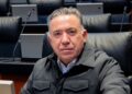 Piden desafuero de Enrique Inzunza; entregan más de 23 mil firmas al Senado