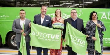Puebla fortalece movilidad turística con nueva flota de AUTOTUR