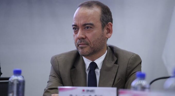 Ante salida de Claudia Espino, Roberto Félix López toma la Secretaría Ejecutiva del INE