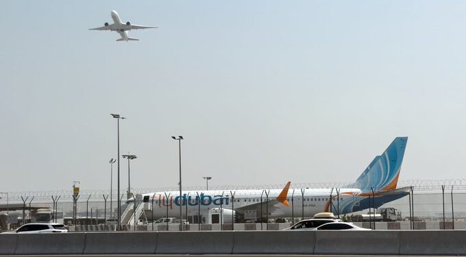 Vuelo de Flydubai llega a Israel tras aterrizaje de emergencia en Arabia Saudita