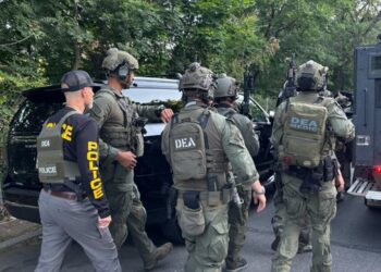 Cuestionan a la DEA por dejar avanzar cargamentos de fentanilo mientras investigaba a traficantes