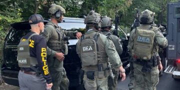Cuestionan a la DEA por dejar avanzar cargamentos de fentanilo mientras investigaba a traficantes