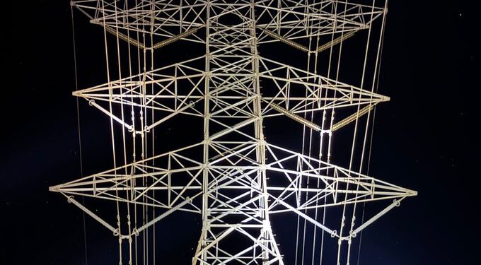 Apagón deja a Mérida sin luz durante ocho horas; CFE reporta vandalismo en infraestructura eléctrica