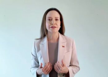 María Corina Machado cuestiona pacto petrolero entre EU y Venezuela y exige elecciones