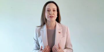 María Corina Machado cuestiona pacto petrolero entre EU y Venezuela y exige elecciones
