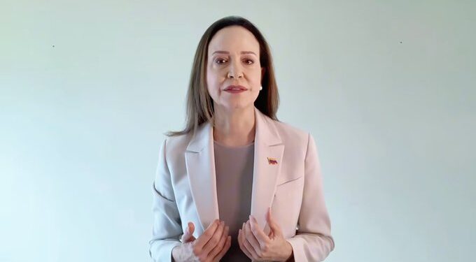 María Corina Machado cuestiona pacto petrolero entre EU y Venezuela y exige elecciones