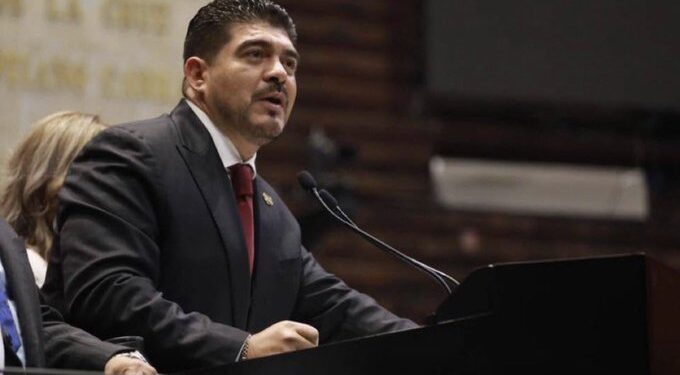 Matan a Zenyazen Escobar, diputado de Morena, en carretera de Veracruz