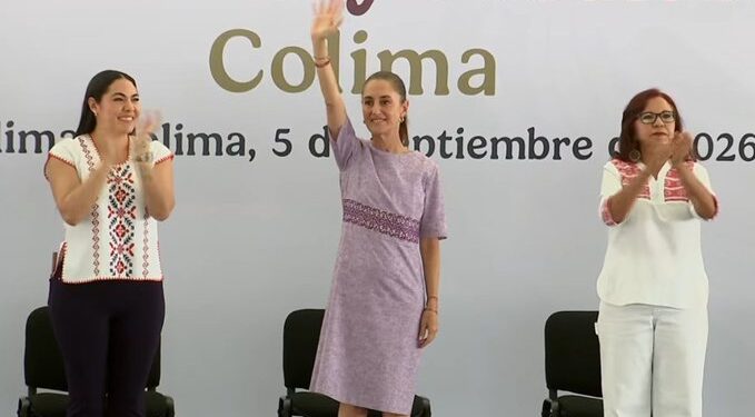 Sheinbaum pide respeto ante protestas durante su informe en Colima y acusa a inconformes de ser “infiltrados”
